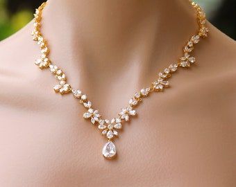 Affortable unique engagement rings